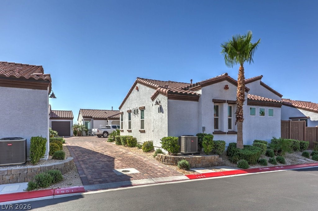 1557 Franklin Lane