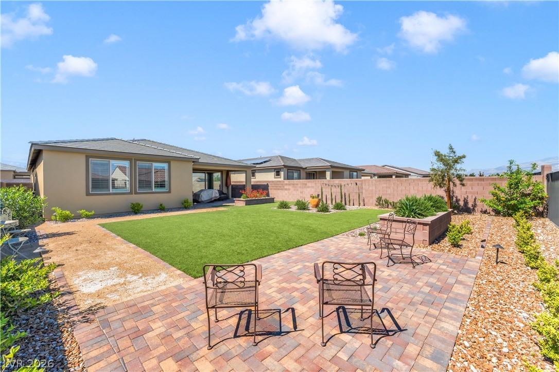 10216 Chrysolite Place