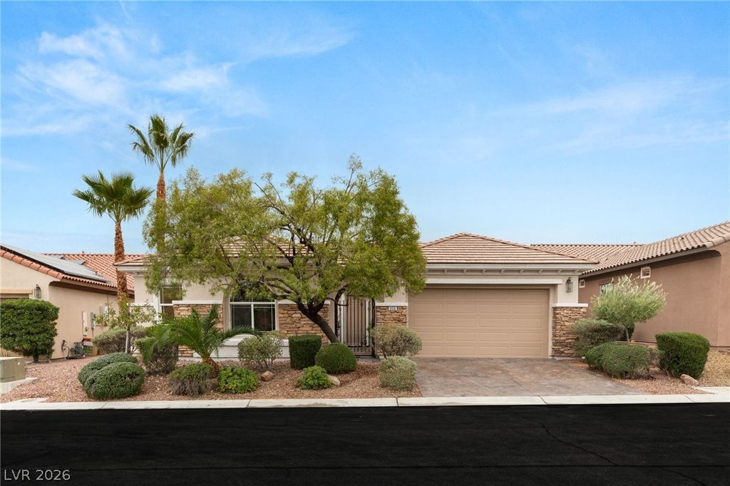 Photo of 936 Viscanio Place, Las Vegas, NV 89138 (MLS # 2776238)