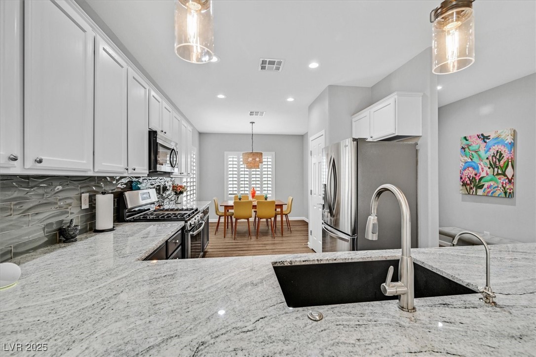 2208 Sawtooth Mountain Drive