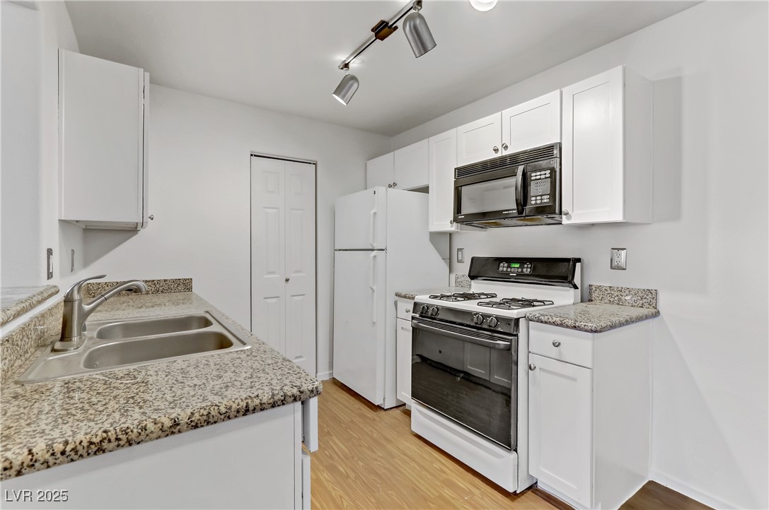 2120 Ramrod Avenue #1318, Henderson, Nevada image 12