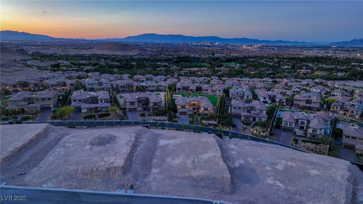 22 Mountain View Drive, Las Vegas, Nevada image 9