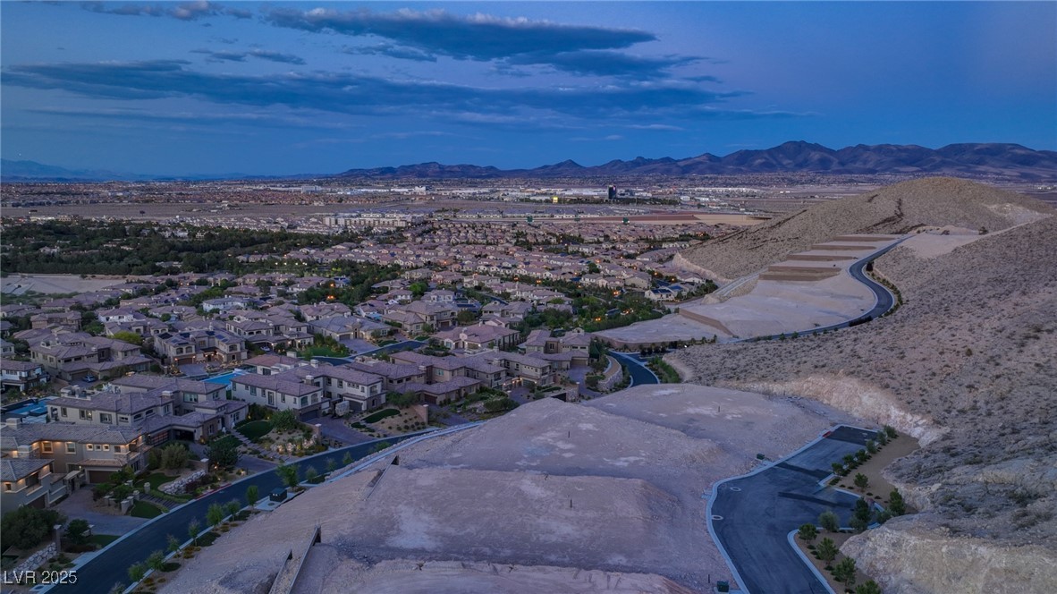 22 Mountain View Drive, Las Vegas, Nevada image 12
