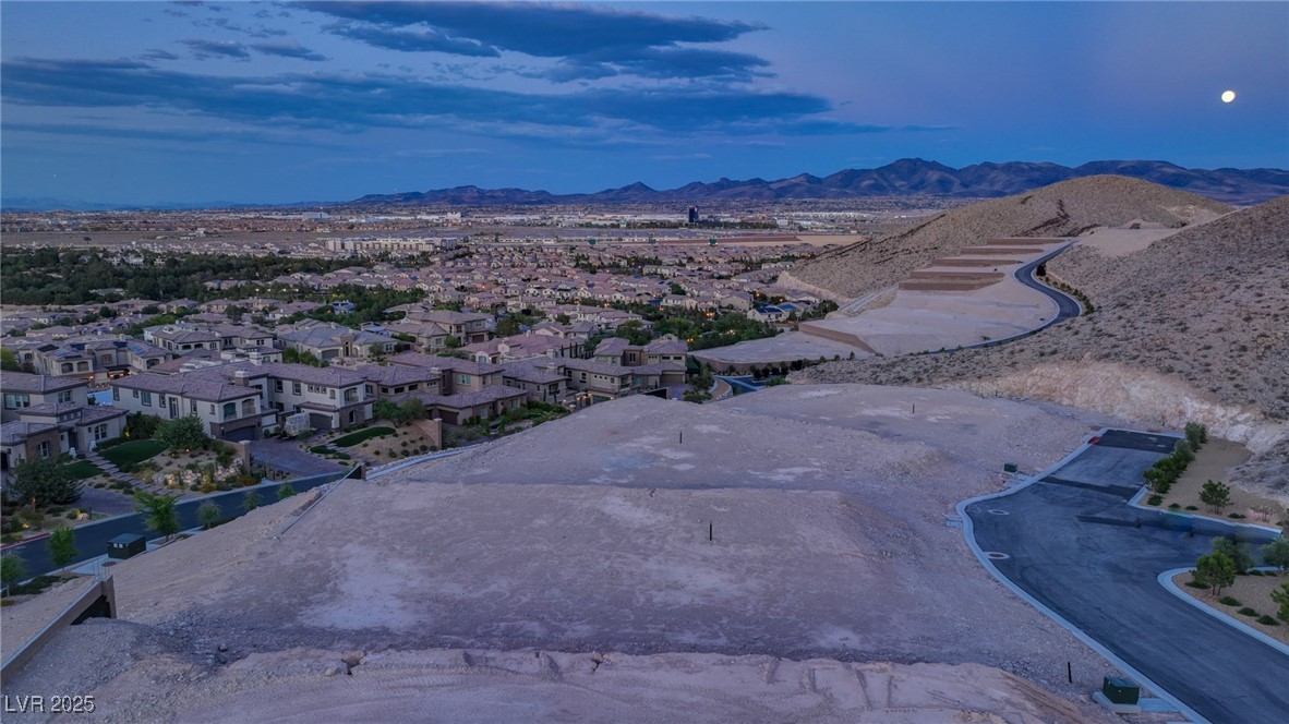 22 Mountain View Drive, Las Vegas, Nevada image 7