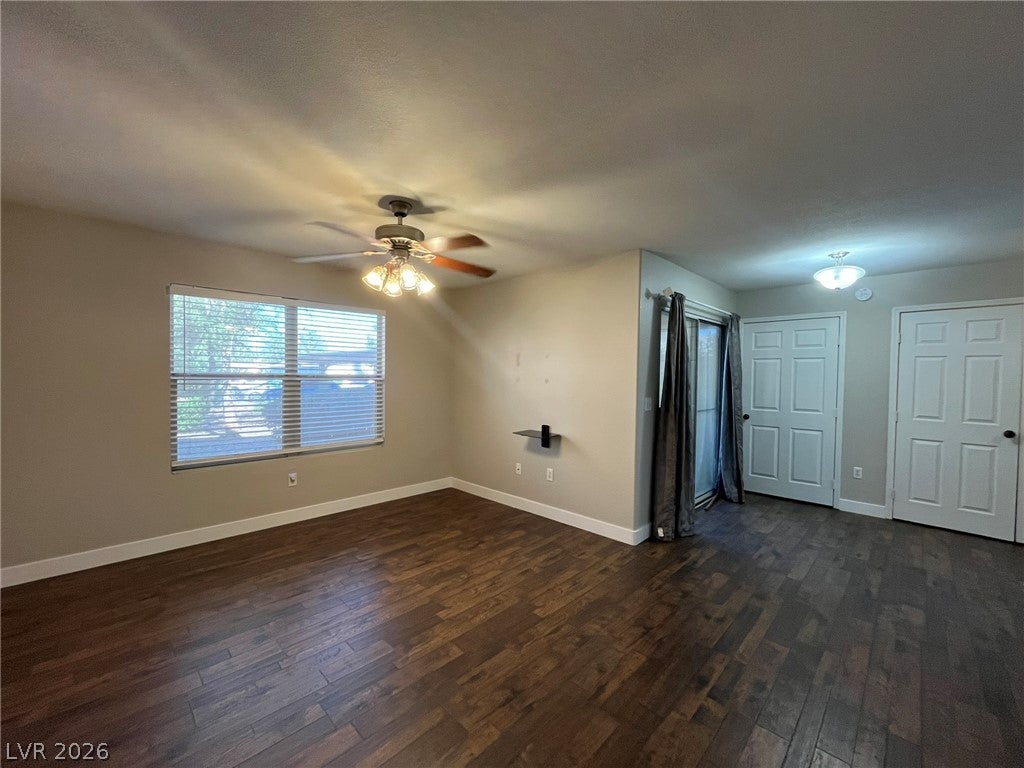 555 E Silverado Ranch Boulevard 1089
