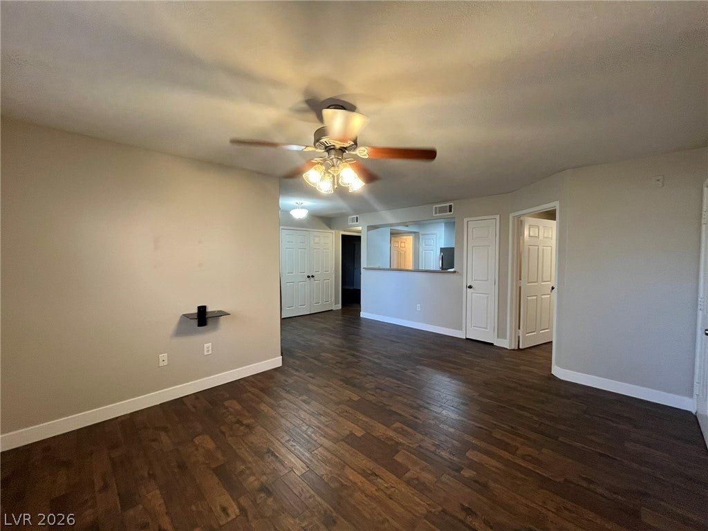 555 E Silverado Ranch Boulevard 1089