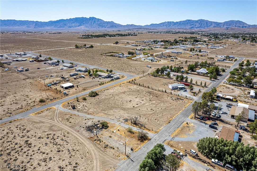 1751 Vondell Drive, Pahrump, Nevada image 4