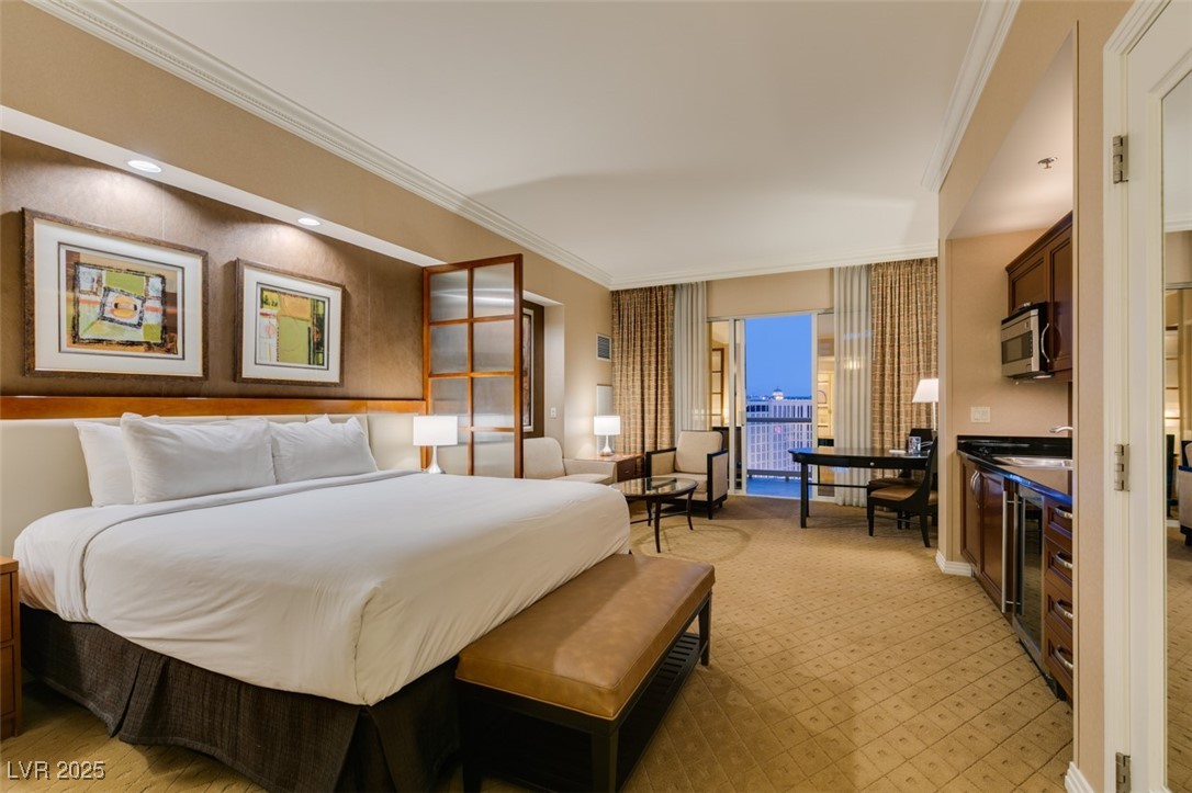 135 E HARMON Avenue 3709