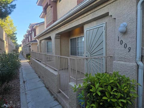 Townhouse For Rent - 1009 Nevada Sky Street<br/> Las Vegas, NV 89128