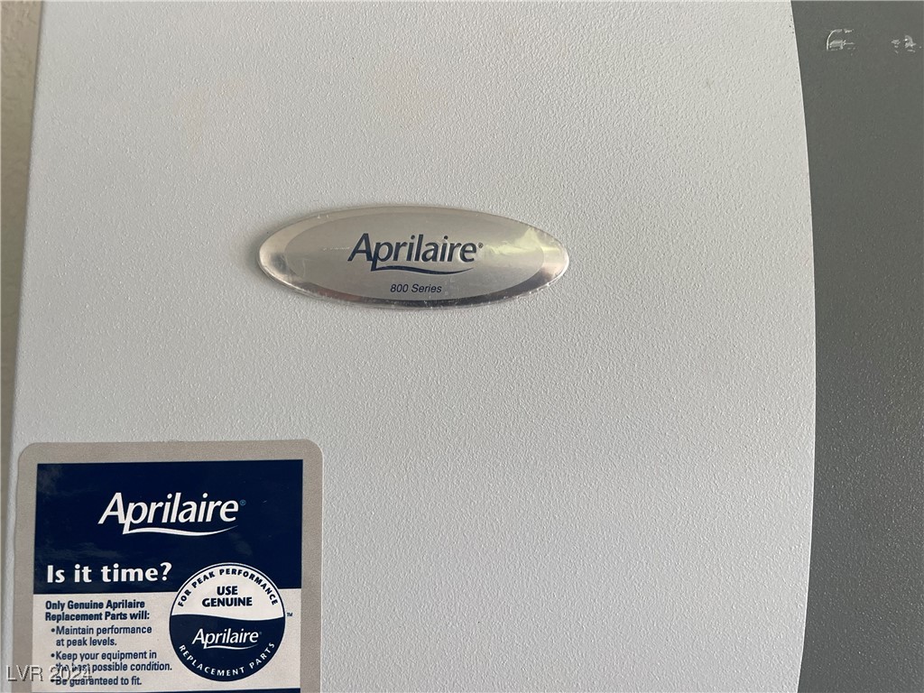 Las Vegas, Nevada 89134, United States, 2 Bedrooms Bedrooms, ,2 BathroomsBathrooms,Residential,Pending,26448