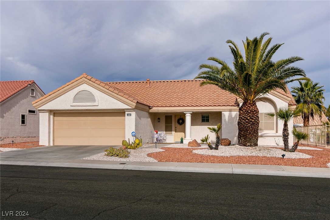 Las Vegas, Nevada 89134, United States, 2 Bedrooms Bedrooms, ,2 BathroomsBathrooms,Residential,Pending,26448