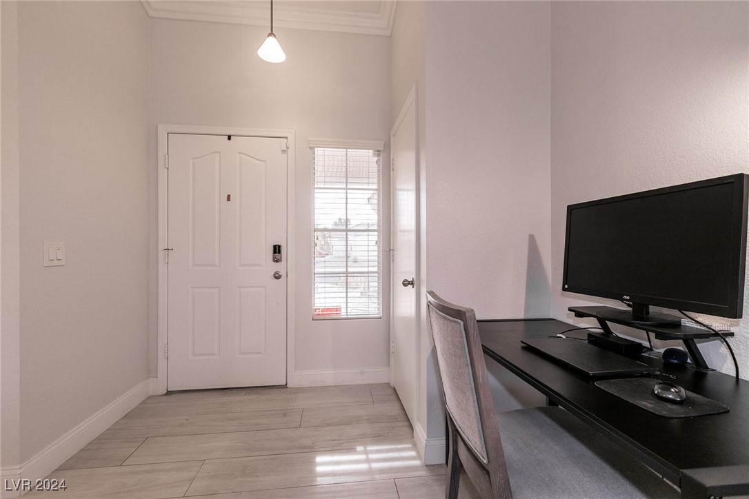 Las Vegas, Nevada 89134, United States, 2 Bedrooms Bedrooms, ,2 BathroomsBathrooms,Residential,Pending,26448