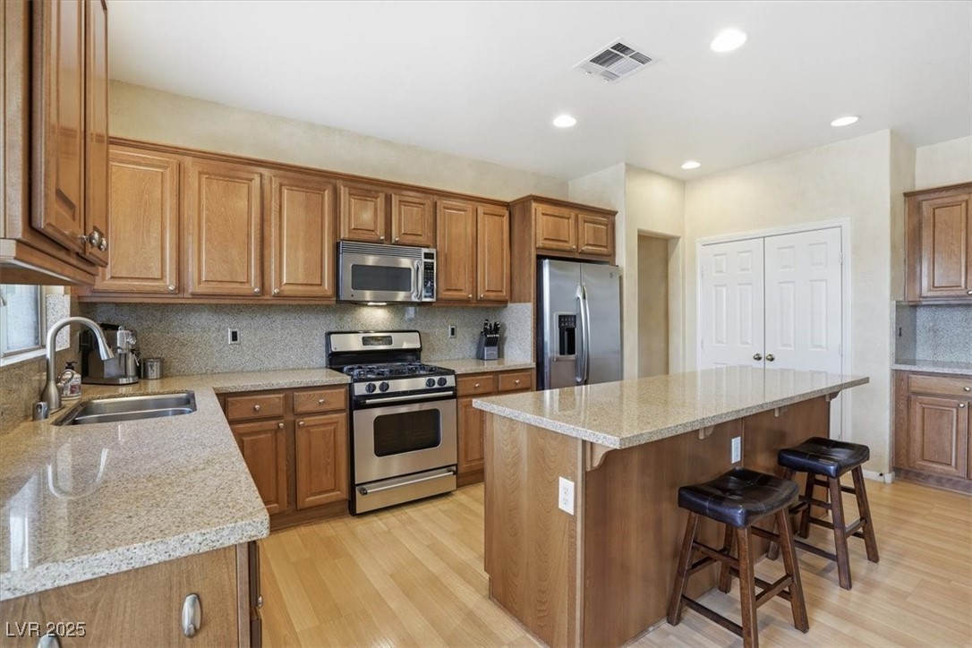 7562 Coyote Cave Avenue