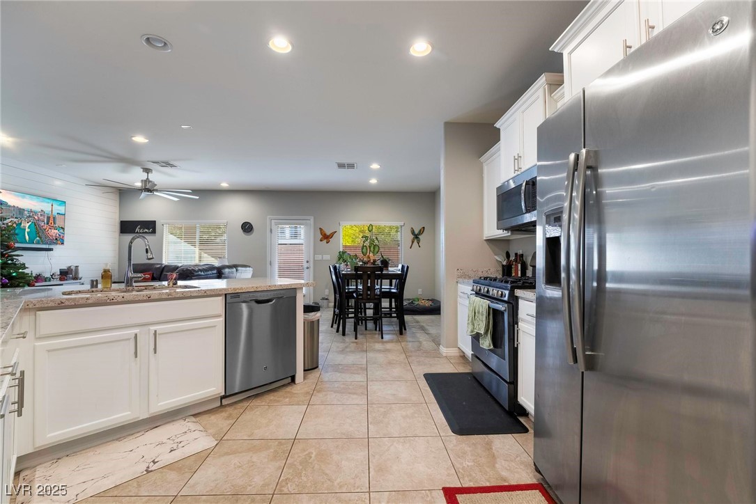 6837 Dragonfly Rock Street, Las Vegas, Nevada image 13