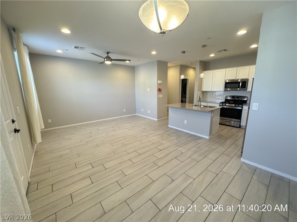 720 Sleeping City Avenue