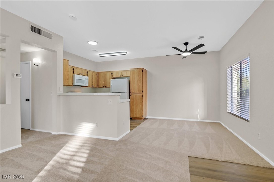 251 S Green Valley Parkway 1822