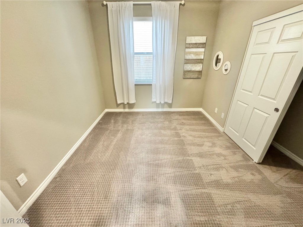 3215 Alpine Aster Avenue