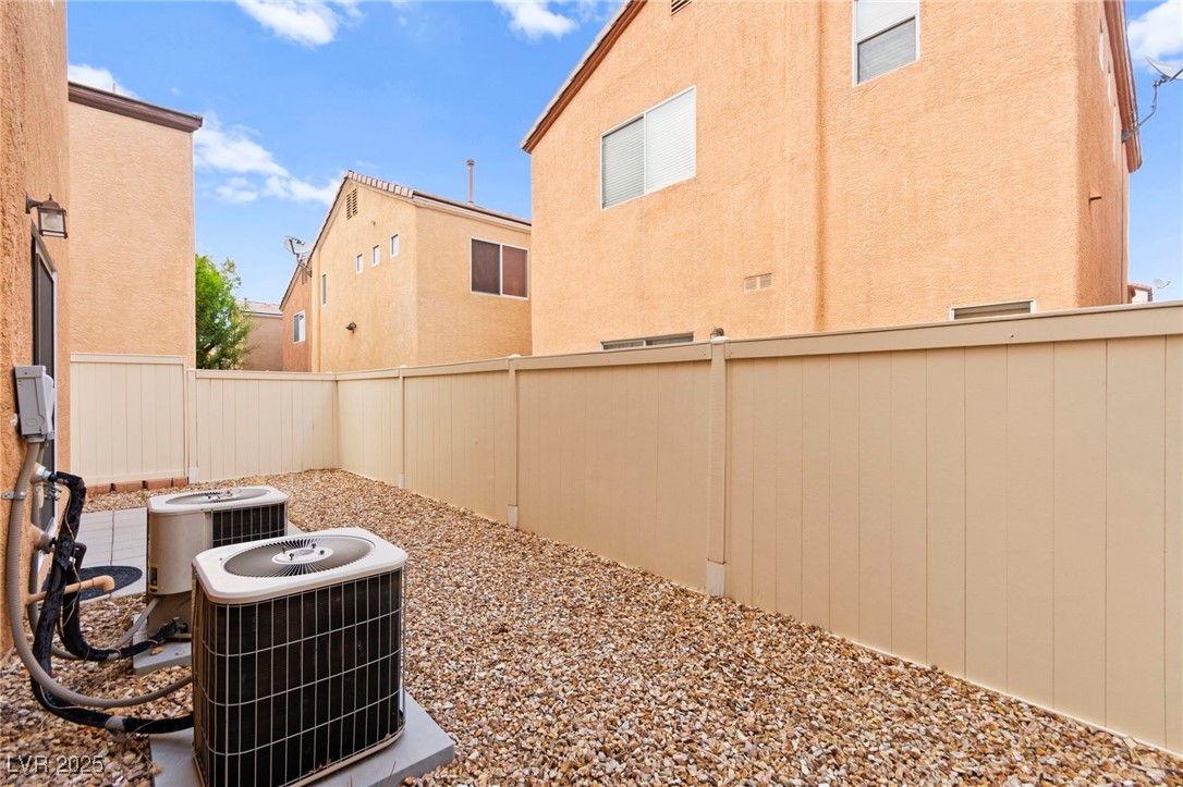 11135 Abbeyfield Rose Drive, Henderson, Nevada image 36