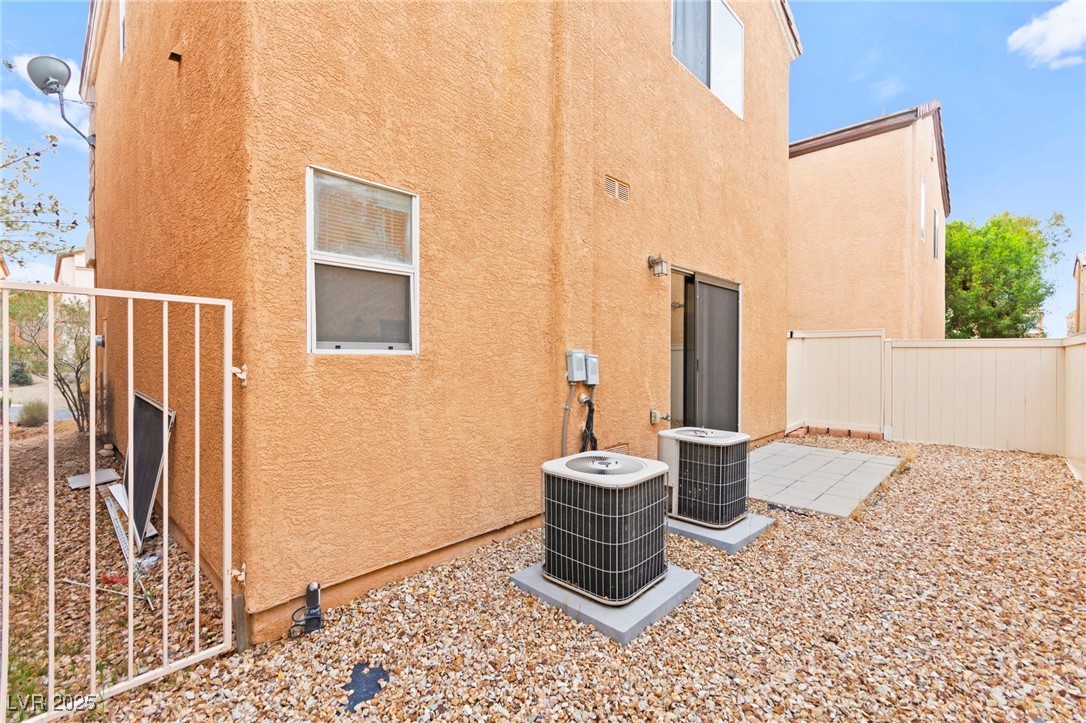 11135 Abbeyfield Rose Drive, Henderson, Nevada image 35