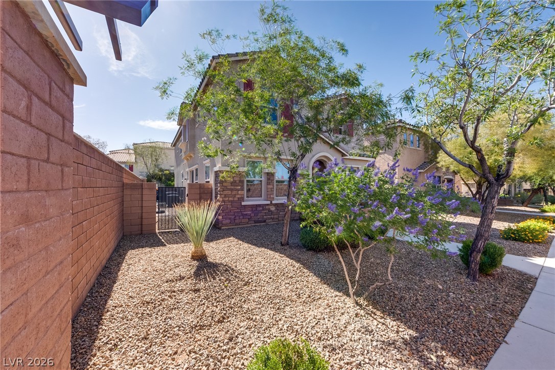 10976 Mount Stellar Street