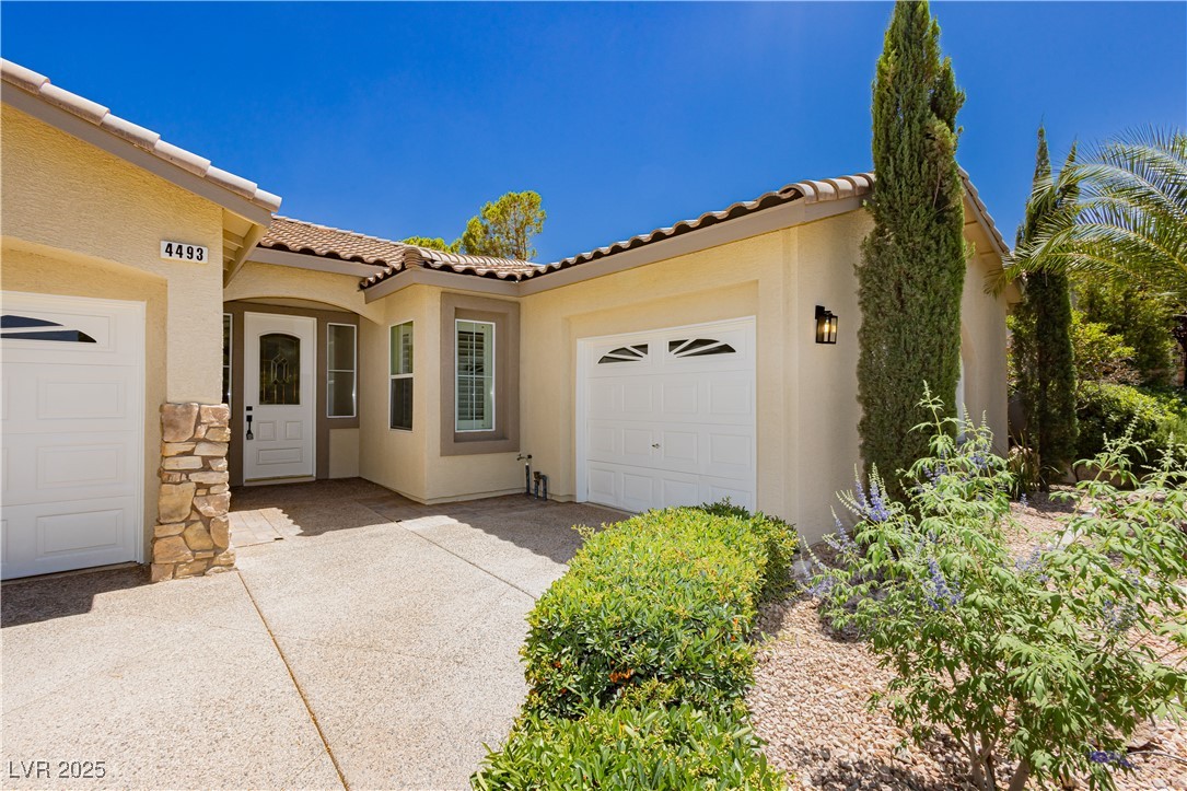 Properties 4 4493 Rometta Avenue