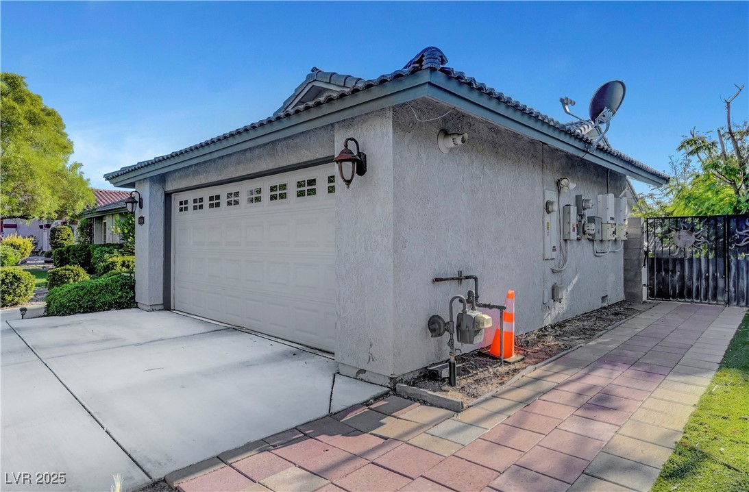 1016 Calico Ridge Drive