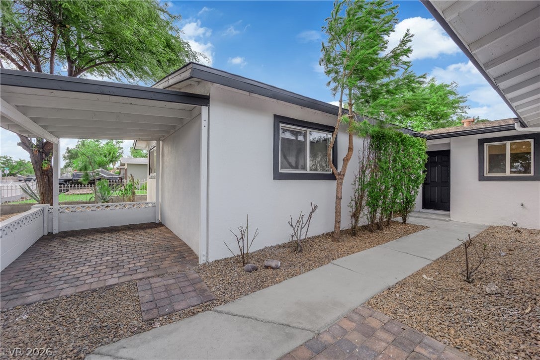 2109 Jansen Avenue