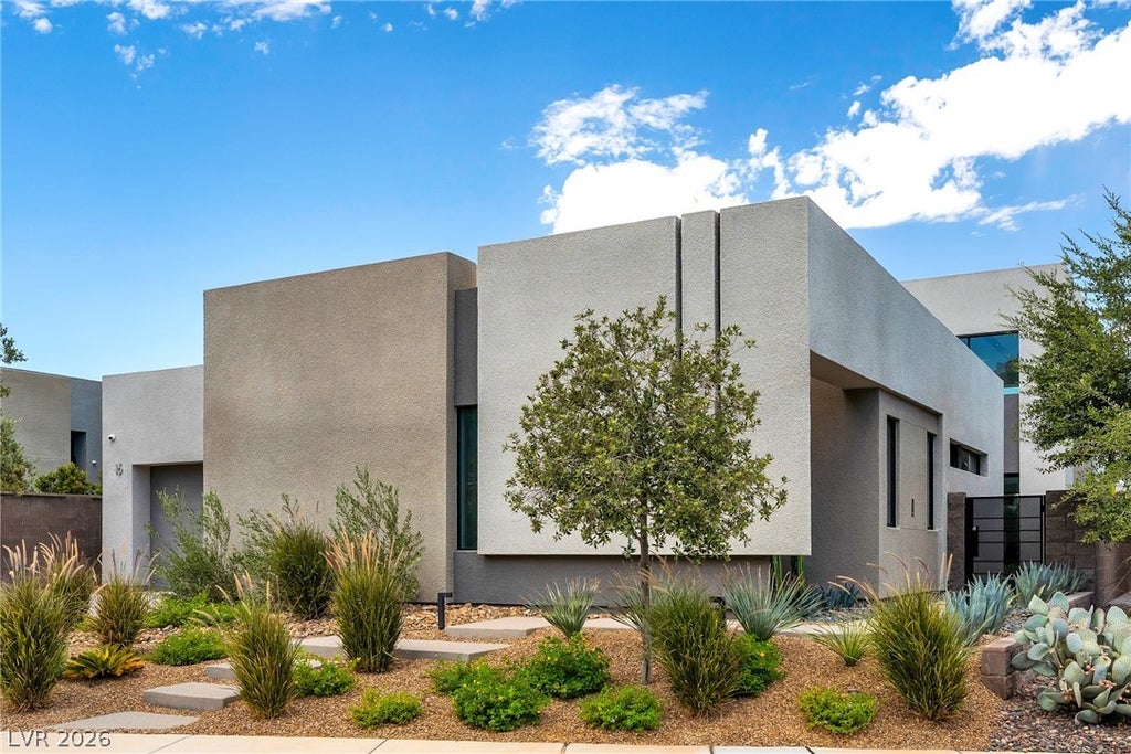 Photo of 16 Canyon Shores Place, Henderson, NV 89011 (MLS # 2791090)
