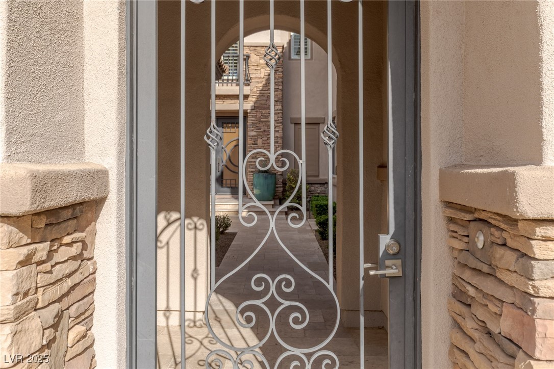 2436 Grassy Spring Place