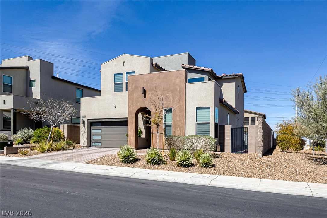 6118 Rock Arch Court