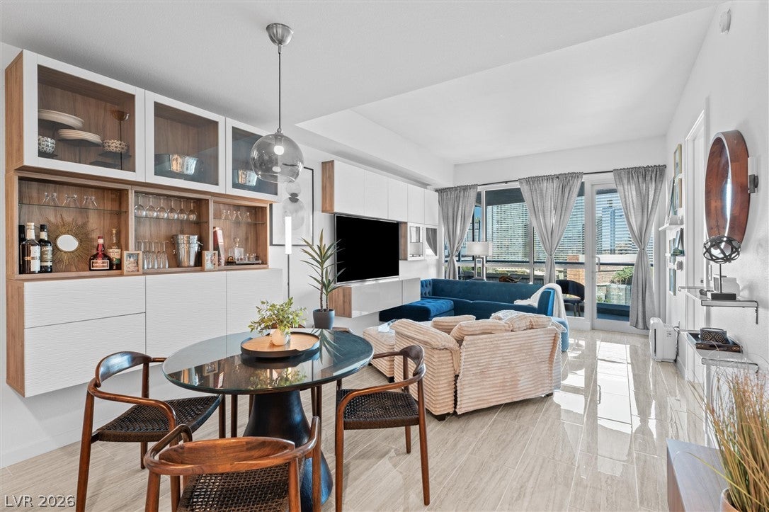 4525 Dean Martin Drive 1111