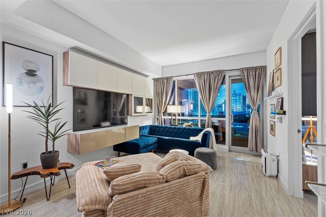 4525 Dean Martin Drive 1111