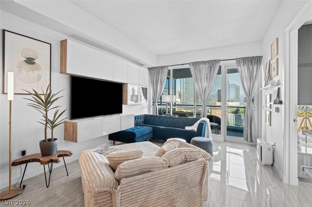 4525 Dean Martin Drive 1111