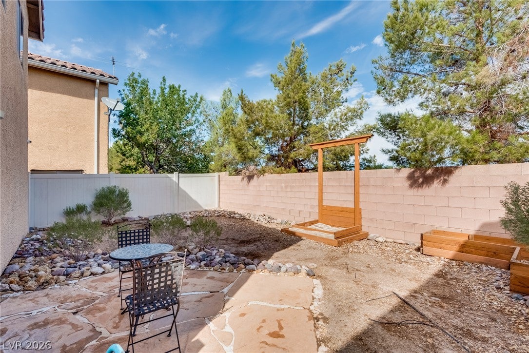 5280 Judkins Drive