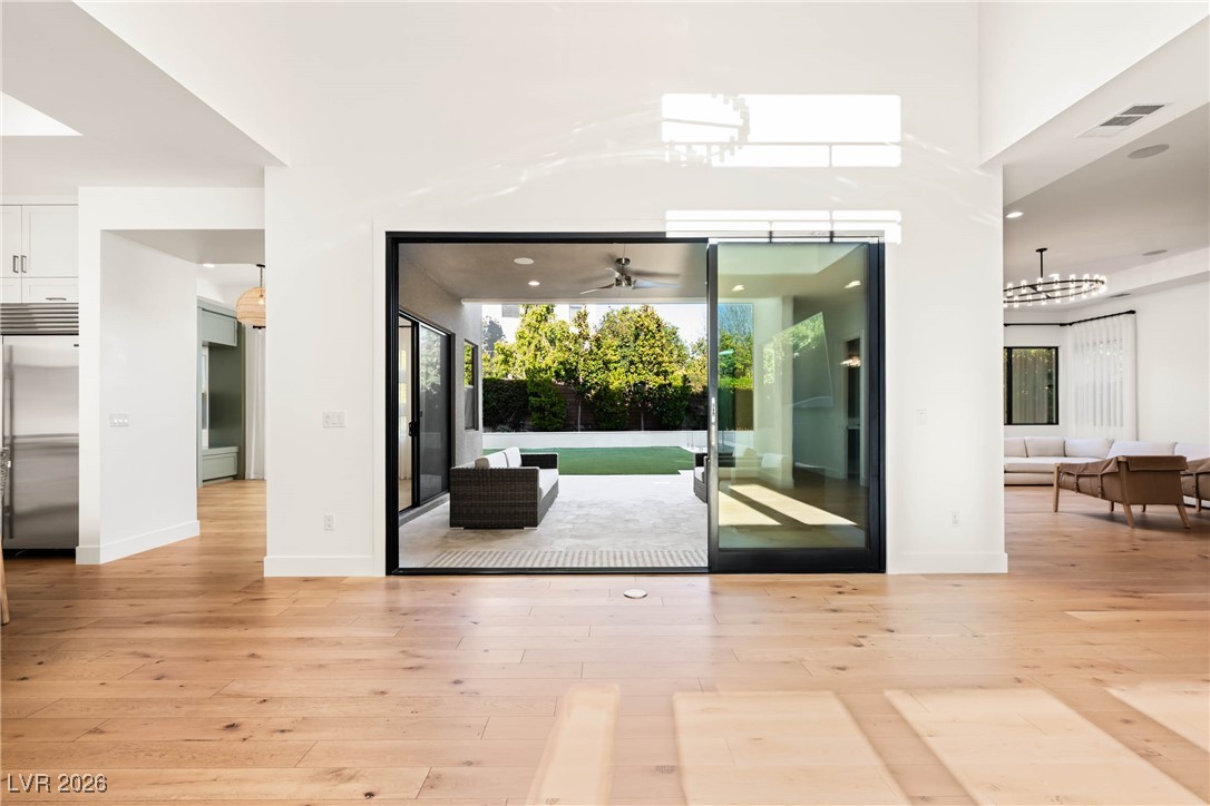 6 Garden Shadow Lane