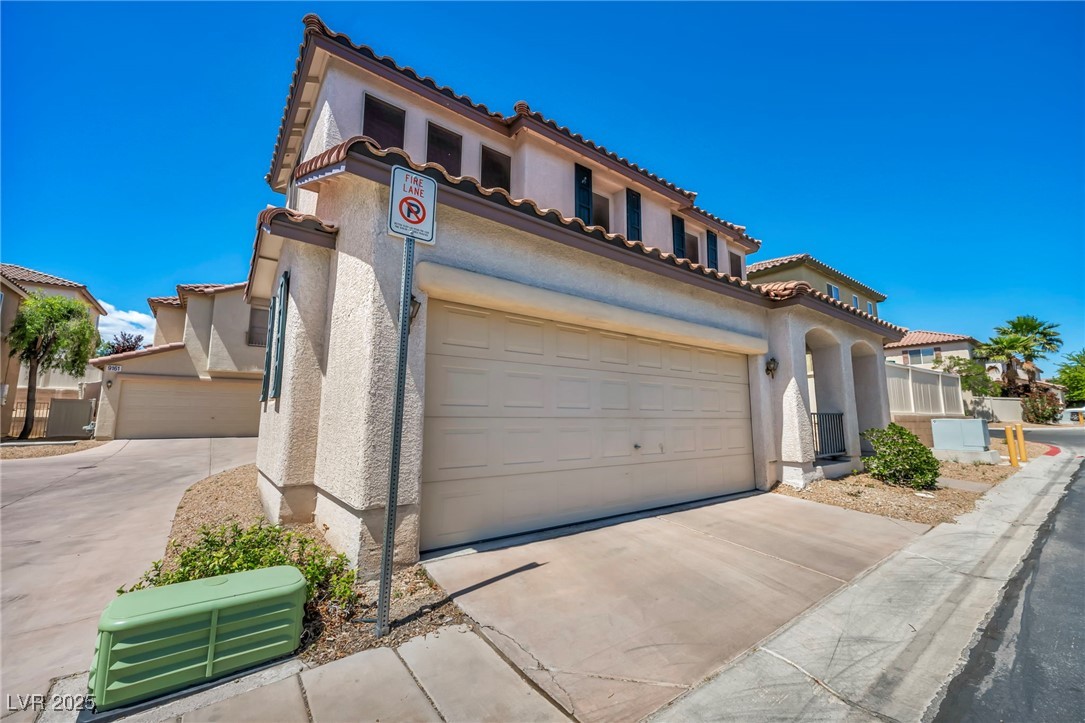 9165 Starling Wing Place