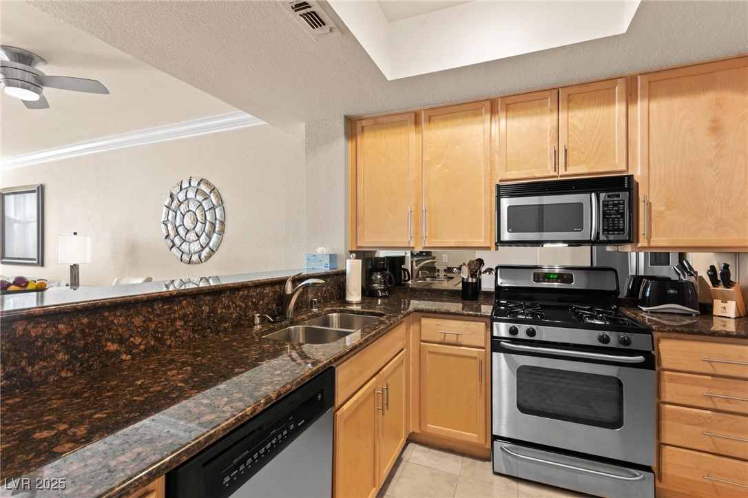 220 E Flamingo Road 111