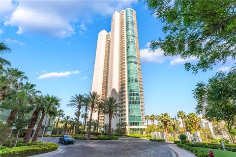 Photo of 322 Karen Avenue #2201, Las Vegas, NV 89109 (MLS # 2744708)