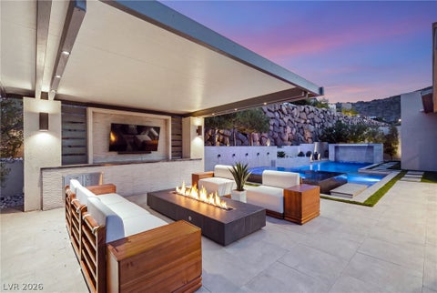 Photo of 2211 Overlook Canyon Lane, Henderson, NV 89052 (MLS # 2821273)