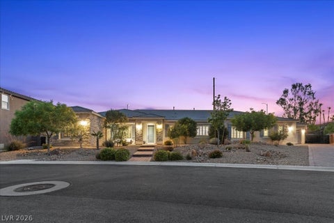 Homes For Sale - 4967 Enchanted View Street<br/> Clark County, Las Vegas, NV 89149