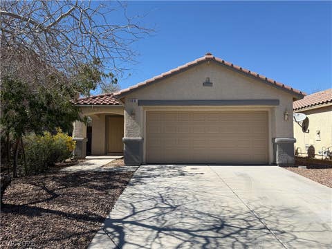 Homes For Sale - 6533 Cape Petrel Street<br/> North Las Vegas, NV 89084