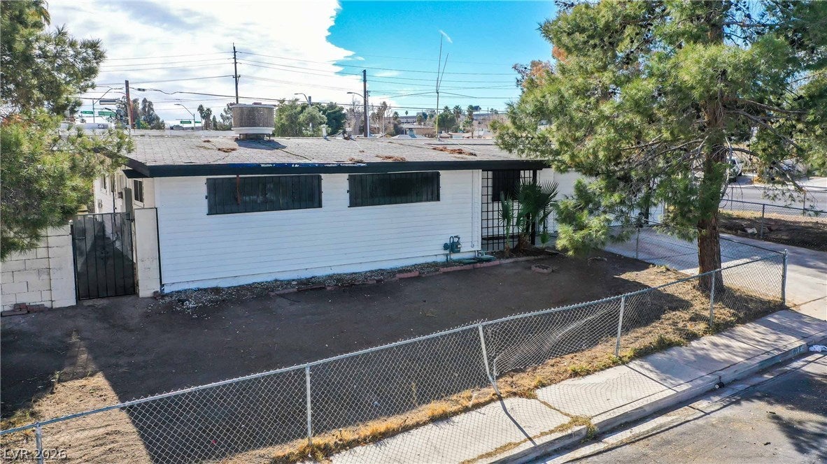 612 Bruce Street