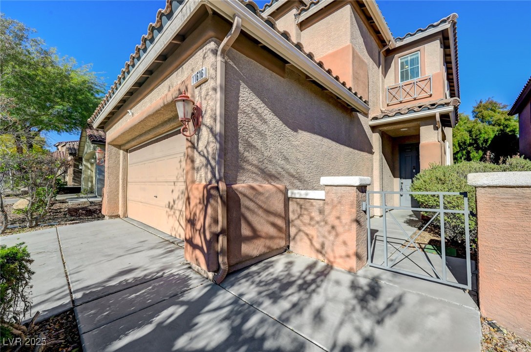 11616 Kings Arms Lane