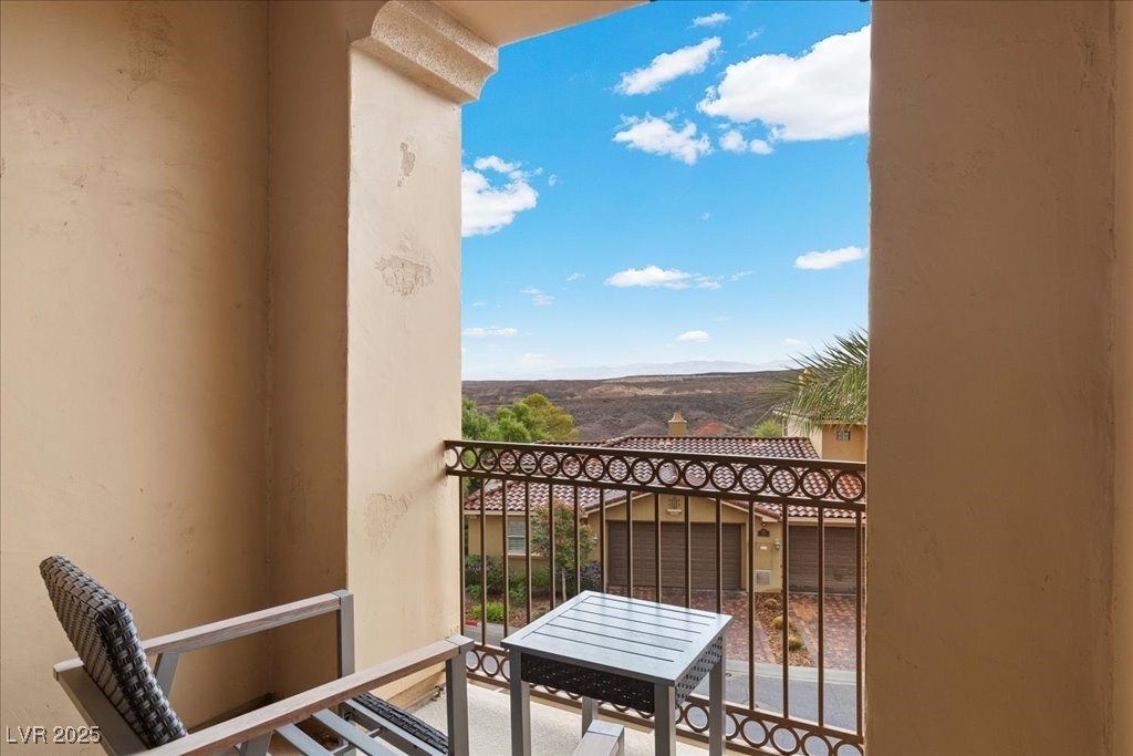 Henderson, Nevada 89011, United States, 3 Bedrooms Bedrooms, ,2 BathroomsBathrooms,Residential,Active,164220