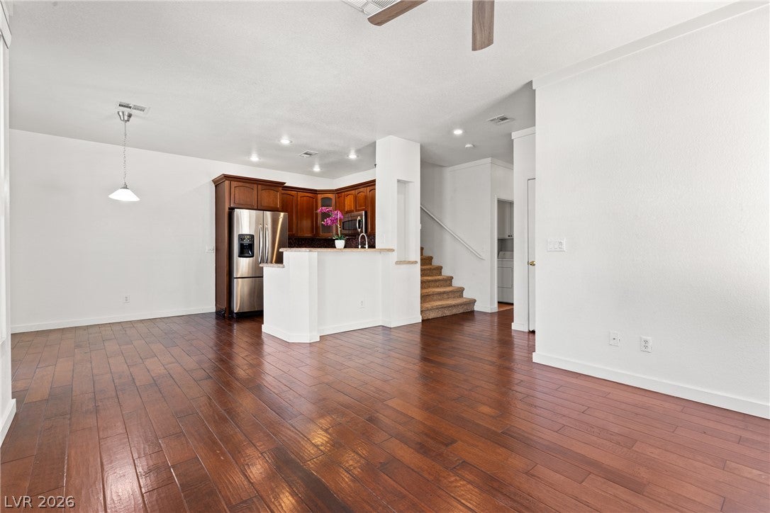 251 S Green Valley Parkway 2211