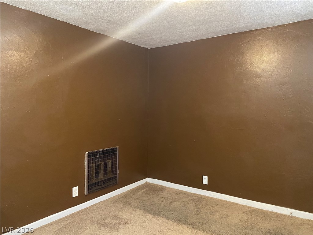 409 W Van Buren Avenue 1