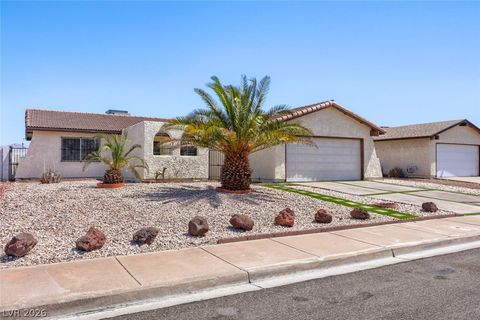 Tiny photo for 533 E Rolly Street, Henderson, NV 89011 (MLS # 2795916)