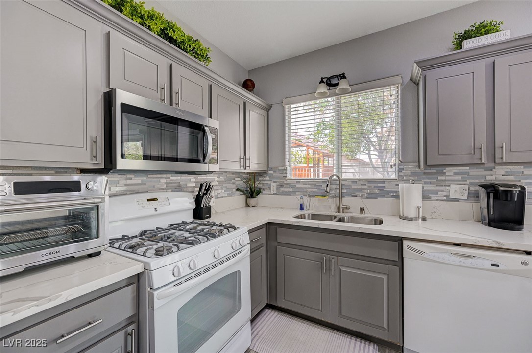 3760 Candytuft Ridge Avenue, North Las Vegas, Nevada image 13