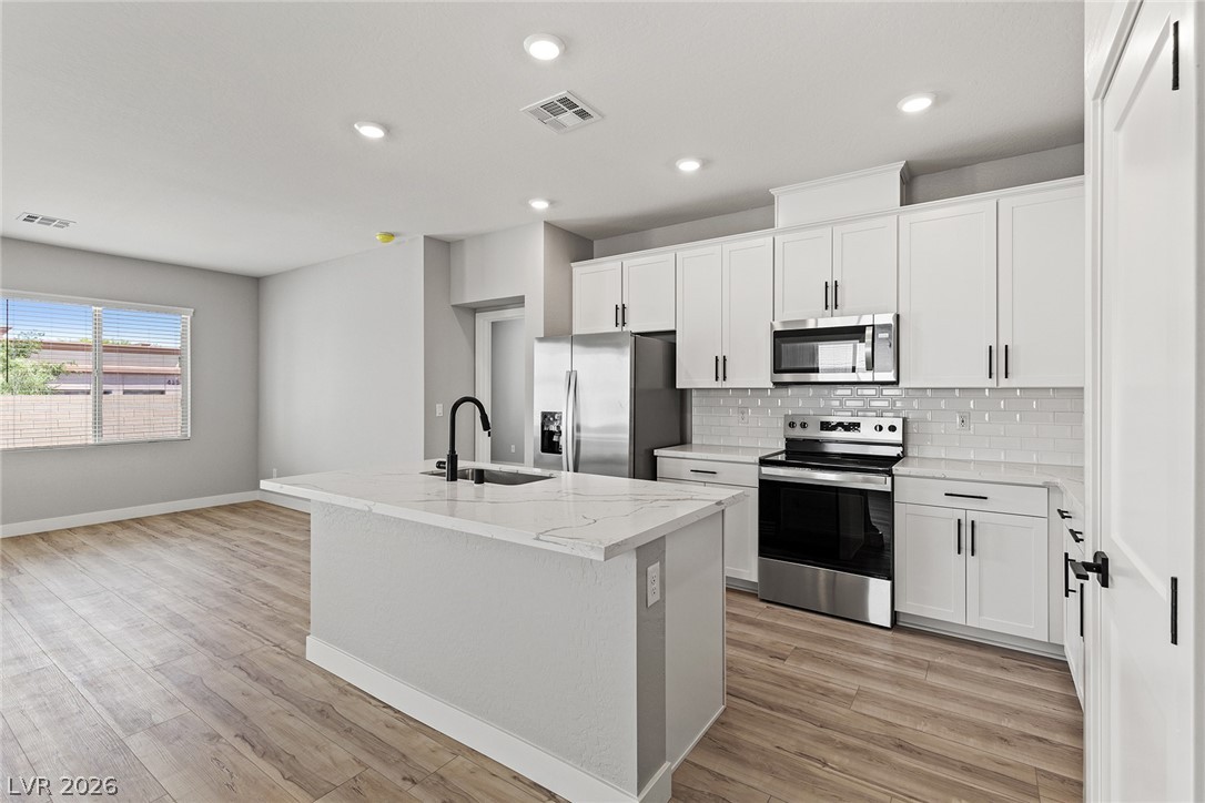 4452 Cave Lake Avenue