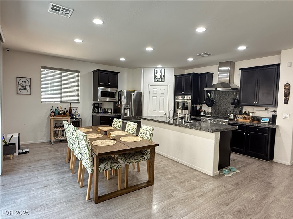 6641 Conquistador Street